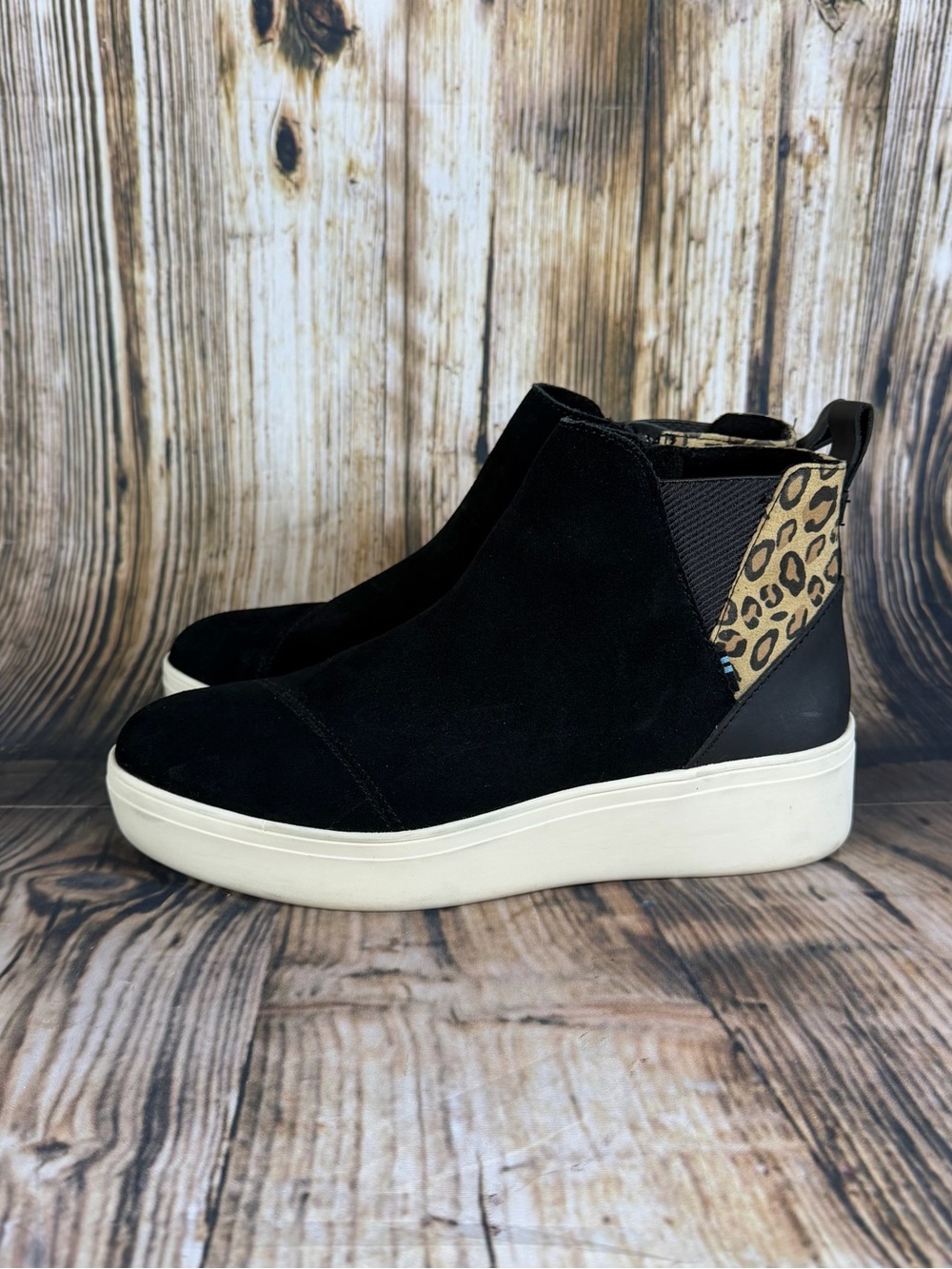 TOMS Leopard Calf Hair Black Faux Suede Platform Chelsea Sneaker Boots 8 Y2K